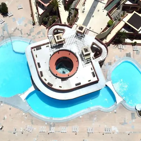 Apartment With Ocean Views And Huge Pool In San Eugenio Alto Costa Adeje (Tenerife)